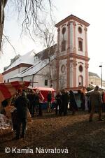 * Z DĚNÍ VE MĚSTĚ